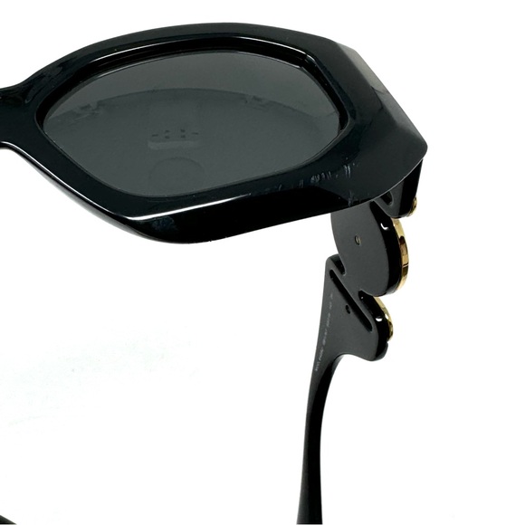 VERSACE sunglasses, made in Italy main image 4